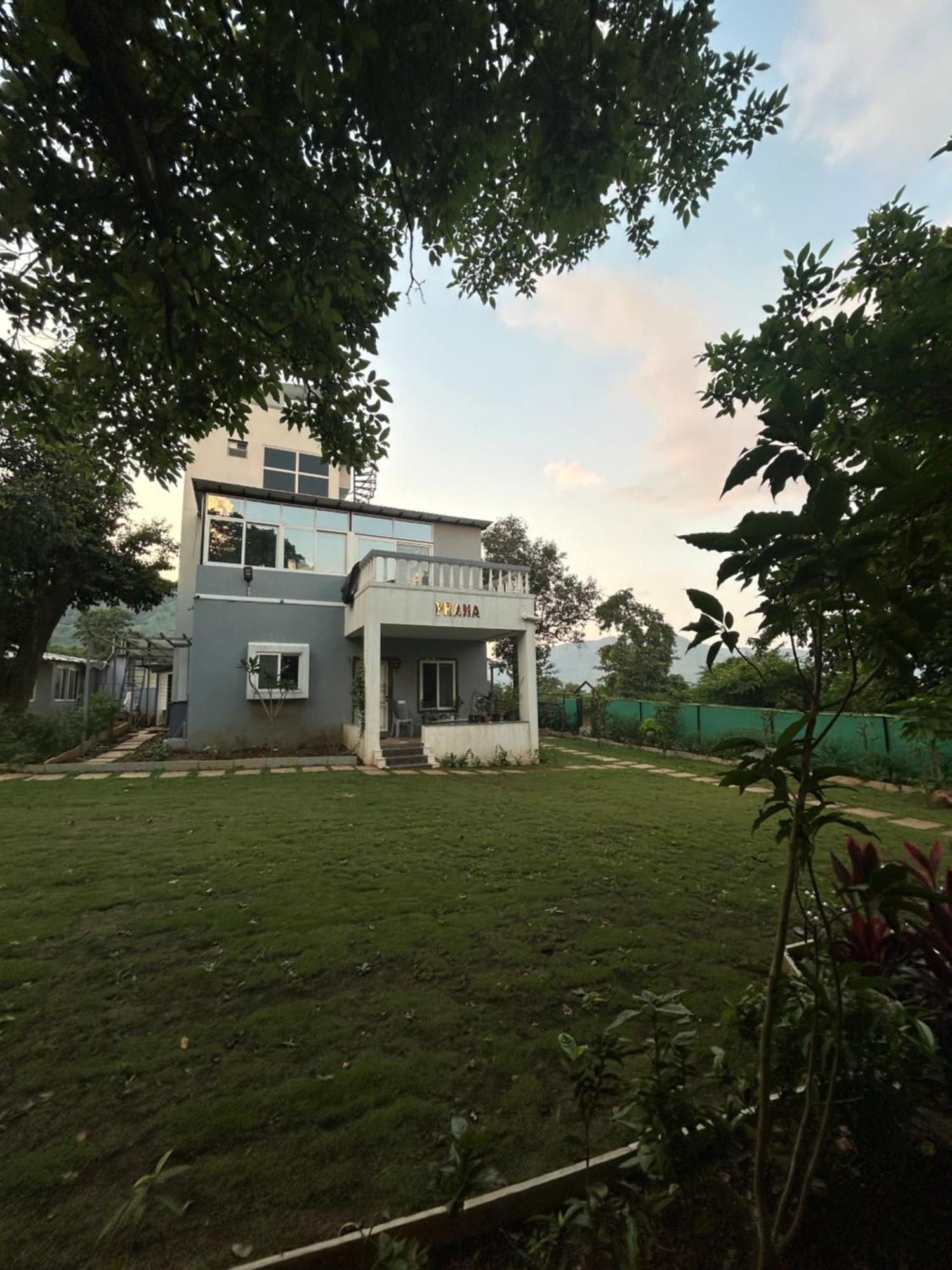 Prana Healing House Villa Pune Bagian luar foto